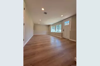 109 North Drive, Massapequa, NY 11758 - Photo 20