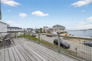88 Bayview Ave W, Lindenhurst, NY 11757 - Photo 22