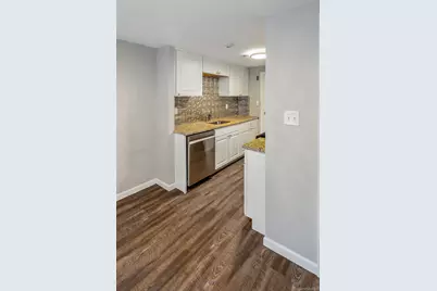 100 Glen Hollow Drive, Port Jefferson Station, NY 11776 - Photo 8