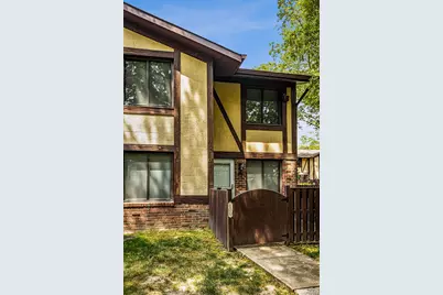 100 Glen Hollow Drive, Port Jefferson Station, NY 11776 - Photo 2