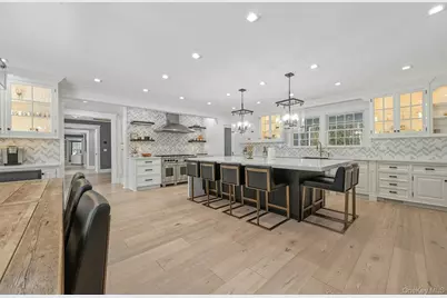 192 Burtis Lane, Muttontown, NY 11791 - Photo 12