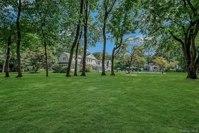 192 Burtis Lane, Muttontown, NY 11791 - Photo 48