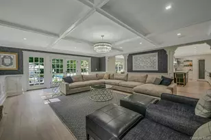 192 Burtis Ln, Muttontown, NY 11791 - Photo 18