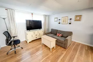 635 S Wellwood Ave, Lindenhurst, NY 11757 - Photo 12