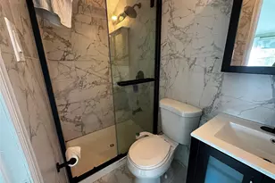 89-32 Pontiac St, Queens Village, NY 11427 - Photo 10