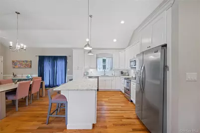 380 Homestead Way, Greenport, NY 11944 - Photo 10