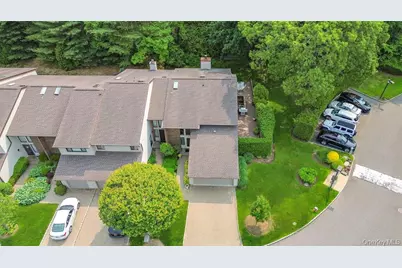 55 Maple Run Drive, Jericho, NY 11753 - Photo 22