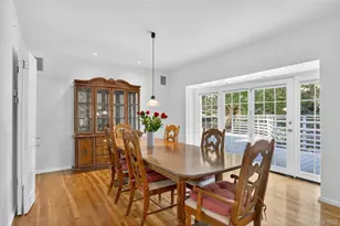 39 Hummingbird Dr, East Hills, NY 11576 - Photo 8