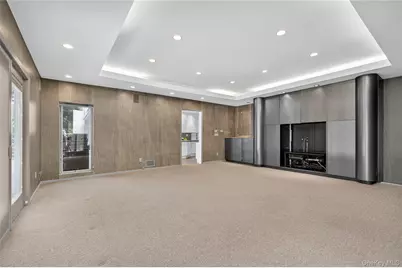 39 Hummingbird Drive, East Hills, NY 11576 - Photo 10