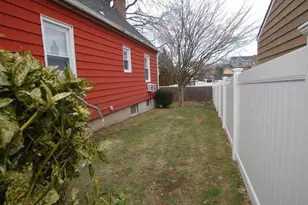 7 Miles Ave, Albertson, NY 11507 - Photo 8