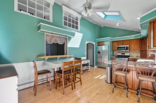 173 West End Ave, Shirley, NY 11967 - Photo 8