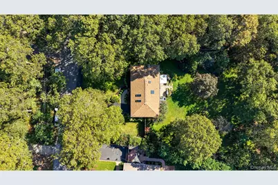 173 W End Avenue, Shirley, NY 11967 - Photo 28