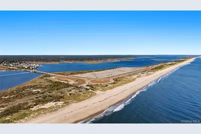 173 W End Avenue, Shirley, NY 11967 - Photo 38