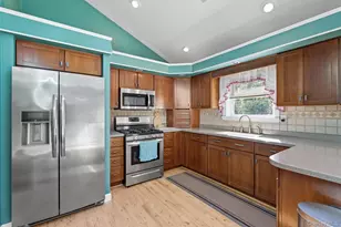 173 West End Ave, Shirley, NY 11967 - Photo 6