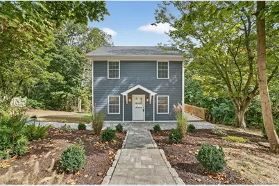 24 Ross Drive, Yorktown Heights, NY 10598 - Photo 2
