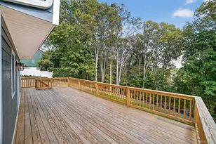 24 Ross Dr, Yorktown Heights, NY 10598 - Photo 32