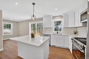 24 Ross Dr, Yorktown Heights, NY 10598 - Photo 14