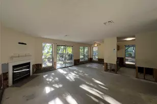 31 Bleakley Dr, Peekskill, NY 10566 - Photo 2