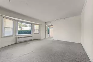 208 Dogwood Rd, Valley Stream, NY 11580 - Photo 2