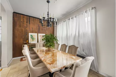 208 Dogwood Road, Valley Stream, NY 11580 - Photo 16