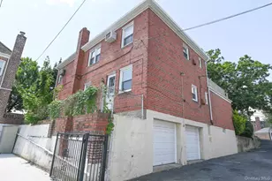82-23 Caldwell Ave, Middle Village, NY 11379 - Photo 4