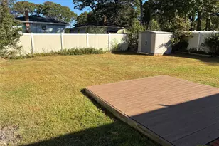 281 Fir Grove Rd, Ronkonkoma, NY 11779 - Photo 28