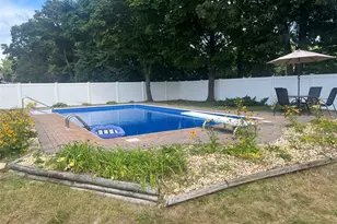 149 Avenue C, Holbrook, NY 11741 - Photo 18