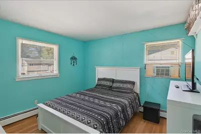 149 Avenue C, Holbrook, NY 11741 - Photo 12