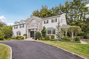 39 Virginia Ln, Thornwood, NY 10594 - Photo 2