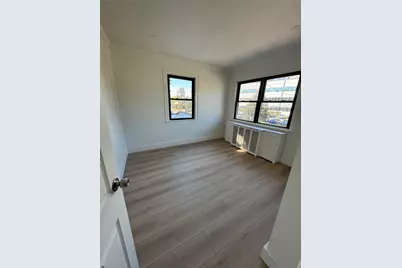 28 Walt Whitman Road, Huntington Station, NY 11746 - Photo 12