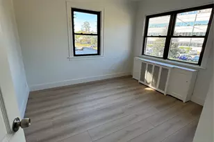 28 Walt Whitman Rd, Huntington Station, NY 11746 - Photo 12