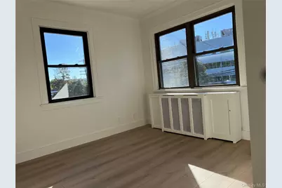 28 Walt Whitman Road, Huntington Station, NY 11746 - Photo 14