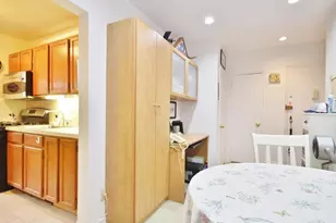 10 Bryant Crescent, White Plains, NY 10605 - Photo 4