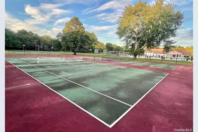 8 Potomac Court, Coram, NY 11727 - Photo 28