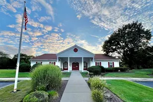 8 Potomac Ct, Coram, NY 11727 - Photo 24