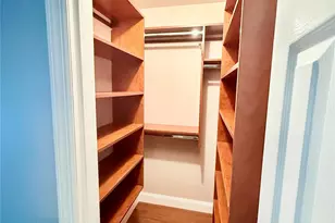 8 Potomac Ct, Coram, NY 11727 - Photo 14