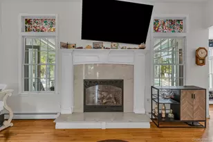 156 N Woods Rd, Calverton, NY 11933 - Photo 14