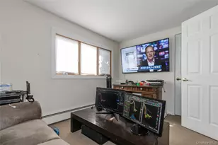 61 Mitchell Ave, Plainview, NY 11803 - Photo 14