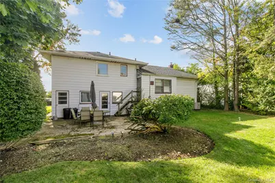 61 Mitchell Avenue, Plainview, NY 11803 - Photo 24