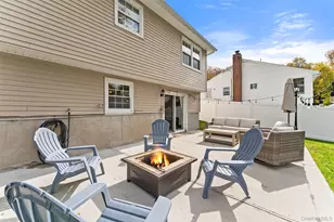 1699 Hanover St, Yorktown Heights, NY 10598 - Photo 22