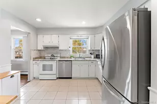 1699 Hanover St, Yorktown Heights, NY 10598 - Photo 8