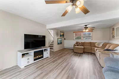 1699 Hanover Street, Yorktown Heights, NY 10598 - Photo 16