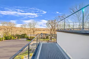 7 Riverview Terrace, Smithtown, NY 11787 - Photo 32