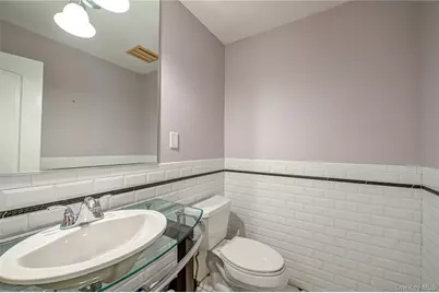 81 Kenwood Drive, Bohemia, NY 11716 - Photo 10