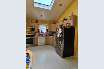 638 May Street, West Hempstead, NY 11550 - Photo 2