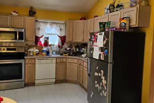 638 May St, West Hempstead, NY 11550 - Photo 2