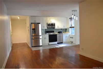 65-45 Yellowstone Boulevard #2B, Forest Hills, NY 11375 - Photo 4