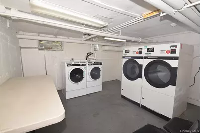 72 Edmunton Drive #B-7, North Babylon, NY 11703 - Photo 14