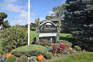 72 Edmunton Dr, North Babylon, NY 11703 - Photo 2