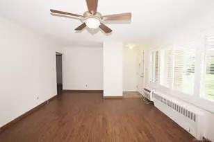 72 Edmunton Dr, North Babylon, NY 11703 - Photo 6